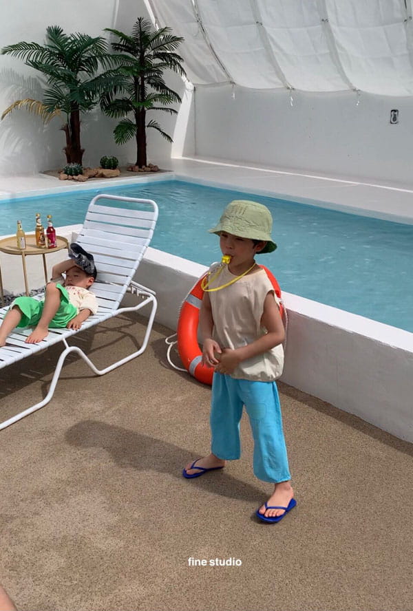 FINE STUDIO - Korean Children Fashion - #Kfashion4kids - Spark Capri Pants - 8