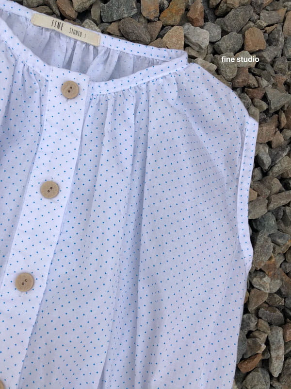 FINE STUDIO - Korean Children Fashion - #Kfashion4kids - Dot Shirring Blouse