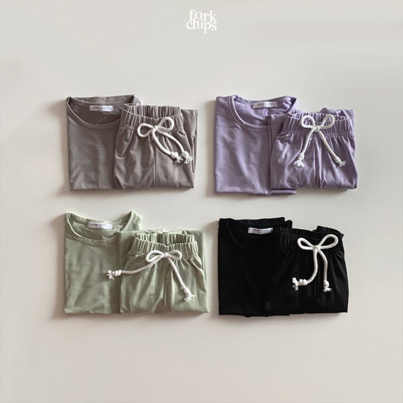FORK CHIPS - Korean Children Fashion - #Kfashion4kids - Softly Top Bottom Set