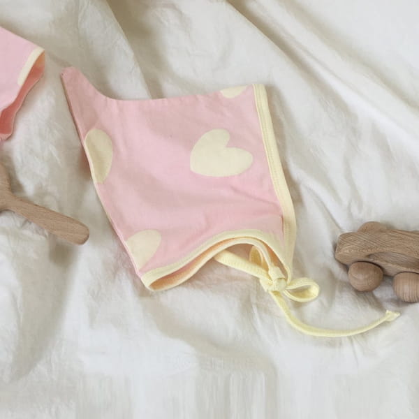 HI BYEBEBE - Korean Children Fashion - #Kfashion4kids - Heart Heart Bonnet
