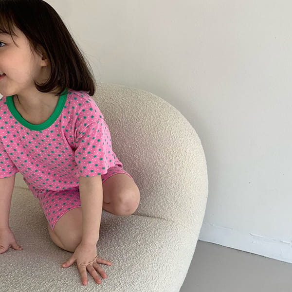 LITTLE COLLI - Korean Children Fashion - #Kfashion4kids - Apple Rip Top Bottom Set