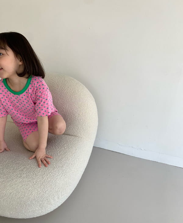 LITTLE COLLI - Korean Children Fashion - #Kfashion4kids - Apple Rip Top Bottom Set - 4