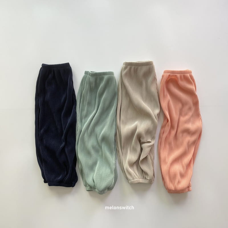 MELON SWITCH - Korean Children Fashion - #Kfashion4kids - Pleaats Loose Drawers Pants - 2