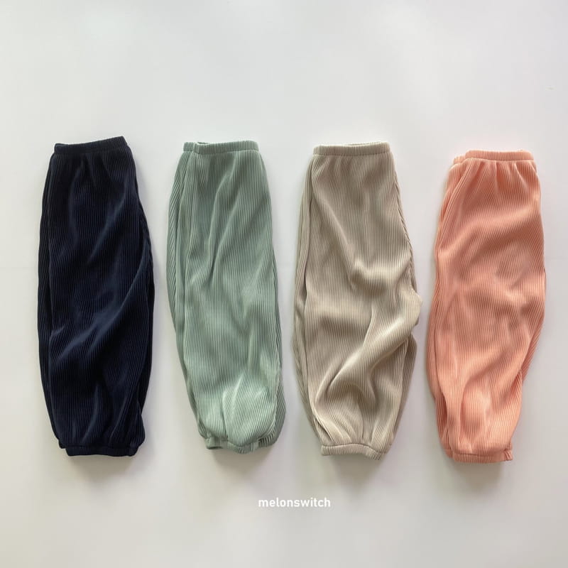 MELON SWITCH - Korean Children Fashion - #Kfashion4kids - Pleaats Loose Drawers Pants - 7