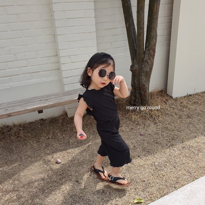 MERRY GO ROUND - Korean Children Fashion - #Kfashion4kids - Frill Winkle Top Bottom Set - 9