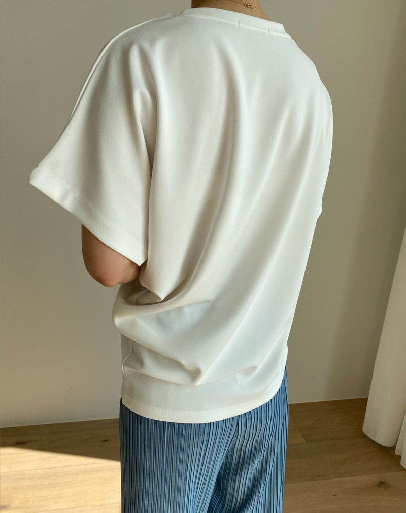MERRY J - Korean Women Fashion - #Kfashion - Diagonal Cut Tee - 8