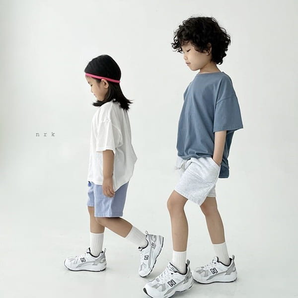 NRK - Korean Children Fashion - #Kfashion4kids - Cool Basic Slit Tee