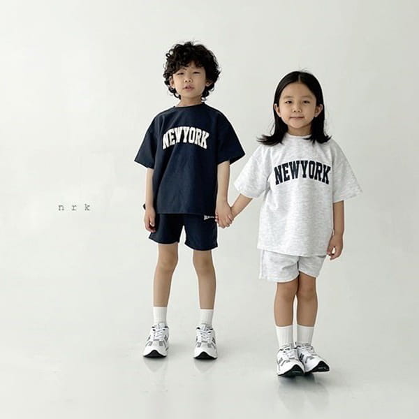 NRK - Korean Children Fashion - #Kfashion4kids - Cool New York Top Bottom Set - 4