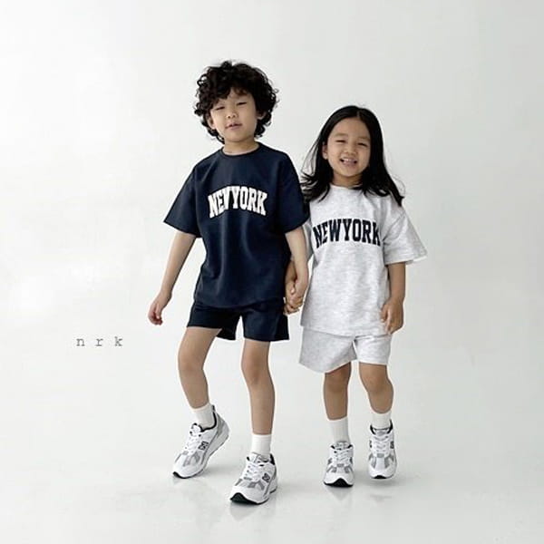 NRK - Korean Children Fashion - #Kfashion4kids - Cool New York Top Bottom Set - 5