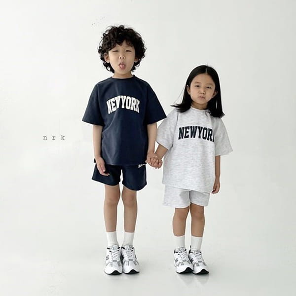 NRK - Korean Children Fashion - #Kfashion4kids - Cool New York Top Bottom Set - 6