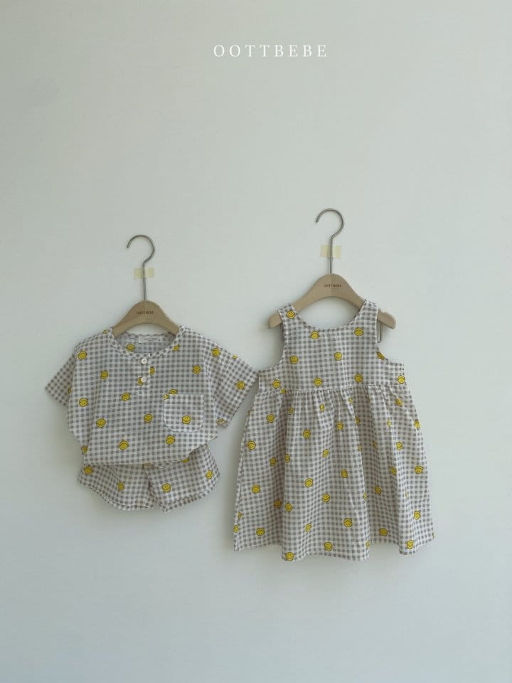 OOTT BEBE - Korean Children Fashion - #Kfashion4kids - Smile Top Bottom Set - 7