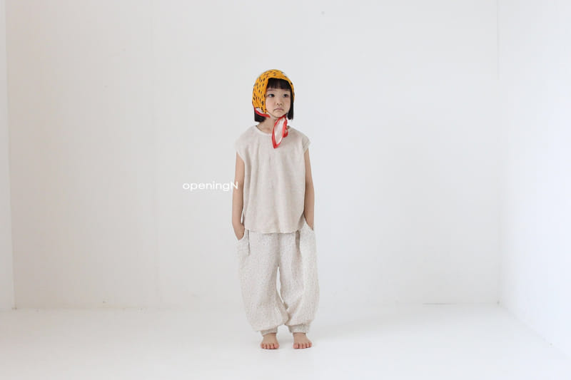 OPENING & - Korean Children Fashion - #Kfashion4kids - Waffle One Sleeveless - 12