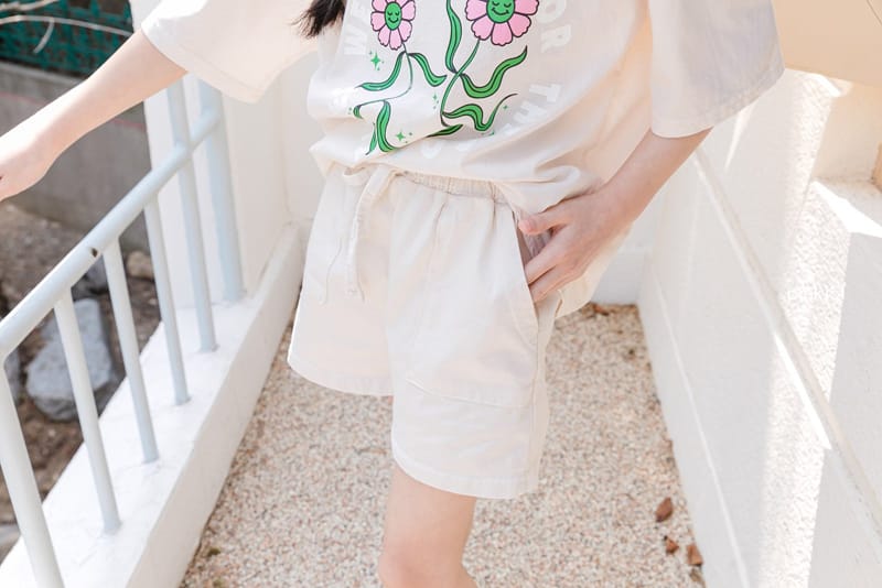 PINK151 - Korean Children Fashion - #Kfashion4kids - Pocket Shorts
