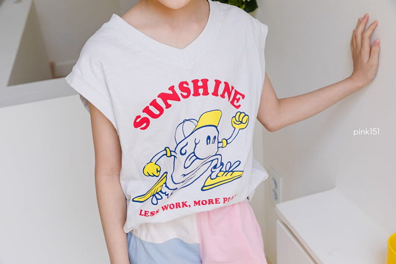 PINK151 - Korean Children Fashion - #Kfashion4kids - Sunshine V Neck Tee