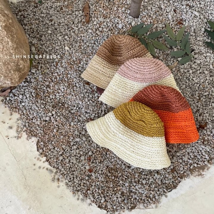 SHINSEAGE KIDS - Korean Children Fashion - #Kfashion4kids - Two Tone Staw Bucket Hat