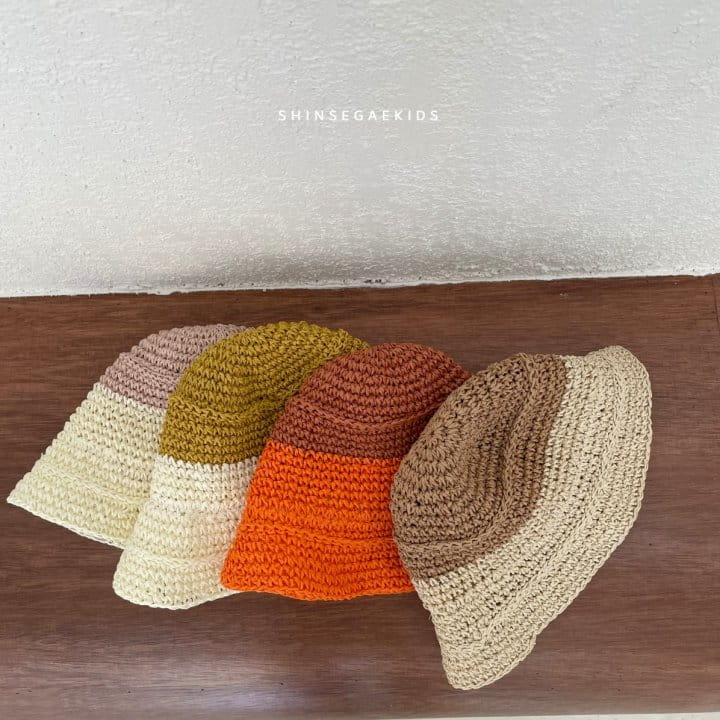 SHINSEAGE KIDS - Korean Children Fashion - #Kfashion4kids - Two Tone Staw Bucket Hat - 3