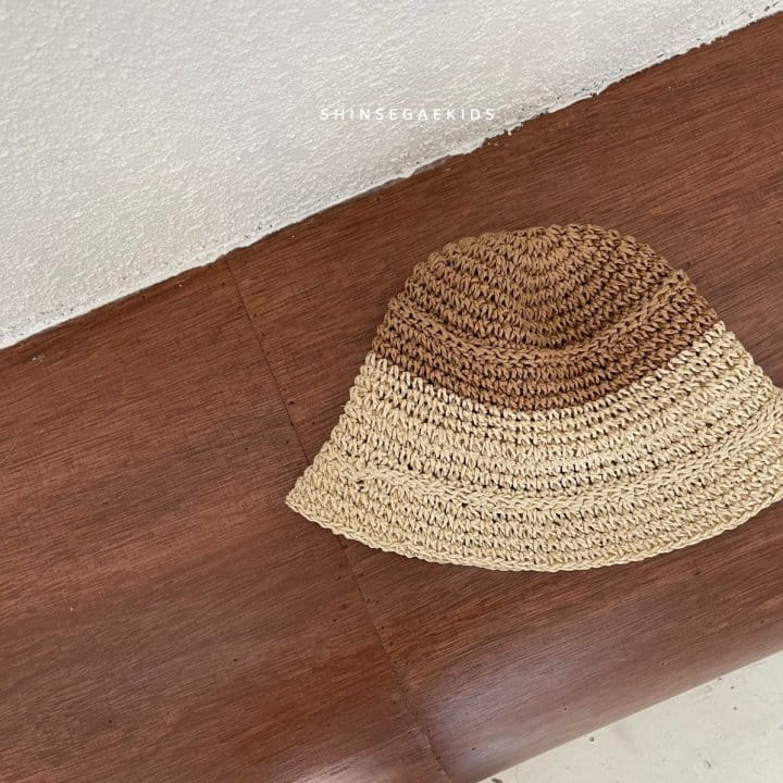 SHINSEAGE KIDS - Korean Children Fashion - #Kfashion4kids - Two Tone Staw Bucket Hat - 8