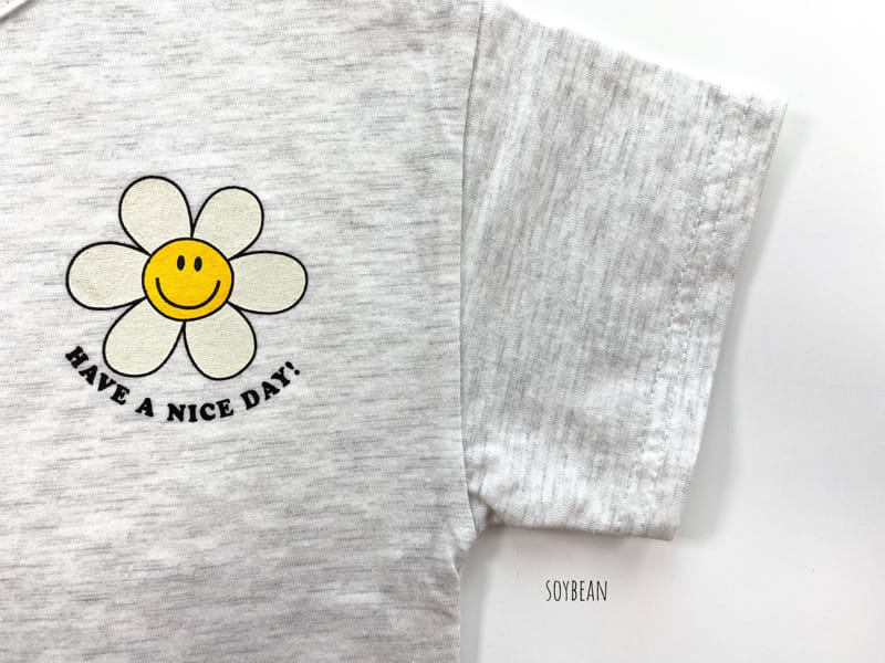 SOYBEAN - Korean Children Fashion - #Kfashion4kids - Smile Daisy Top Bottom Set - 6