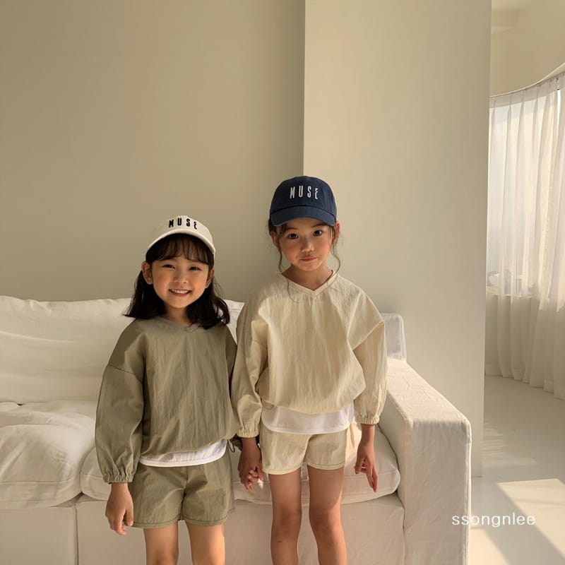 SSONGNLEE - Korean Children Fashion - #Kfashion4kids - V Top Bottom Set with Mom - 5