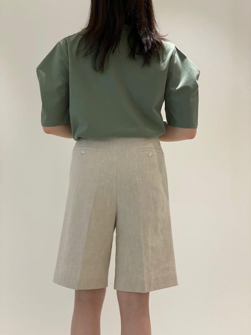 1968 - Korean Children Fashion - #Kfashion4kids - V Neck Sleeve Dart Tee - 2