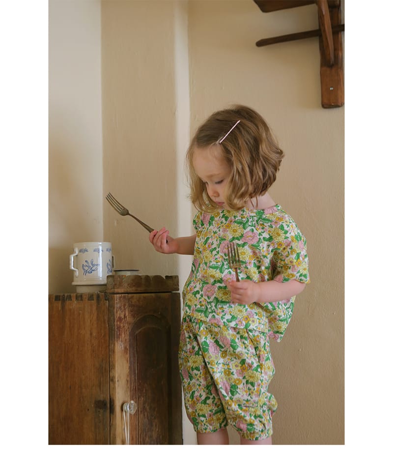 AMBER - Korean Children Fashion - #Kfashion4kids - Haco Tee