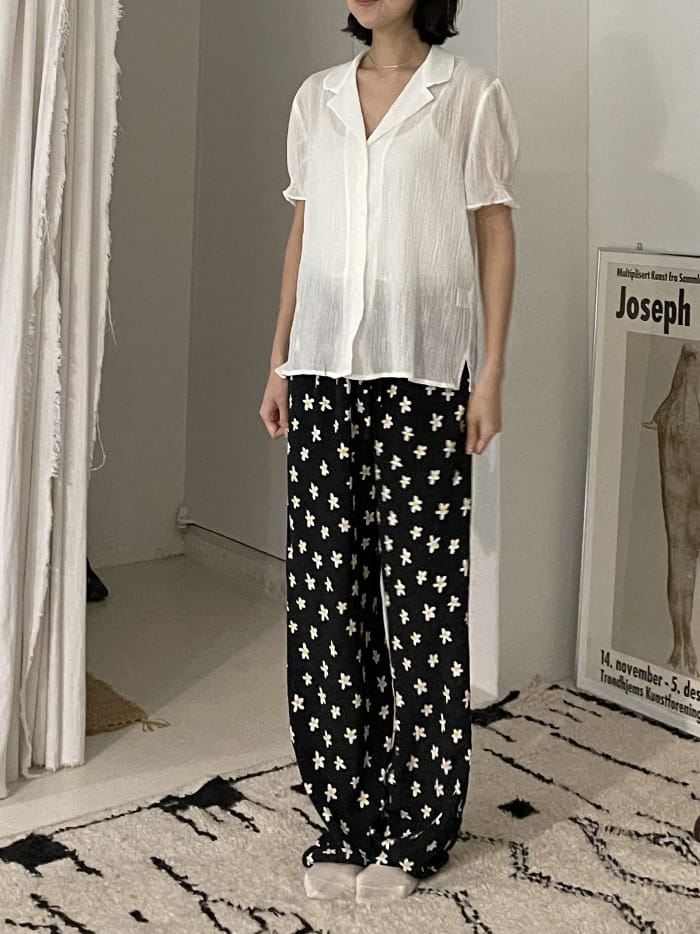 ARE YOU - Korean Children Fashion - #Kfashion4kids - Floral Crap Pants - 2