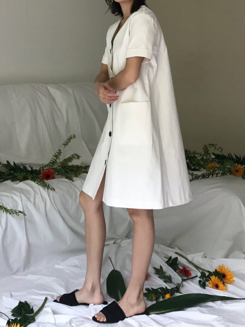ARE YOU - Korean Children Fashion - #Kfashion4kids - Creamy One-piece
