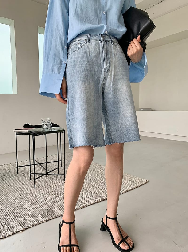 BETTER - Korean Children Fashion - #Kfashion4kids - Lay Denim Shorts