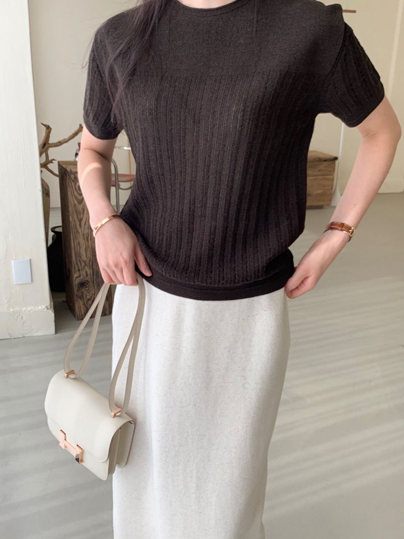 BOWEN - Korean Women Fashion - #Kfashion - Scaci Short Knit Top - 12