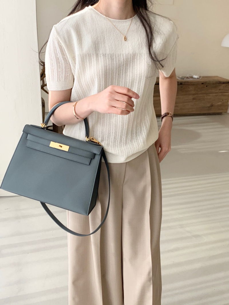 BOWEN - Korean Women Fashion - #Kfashion - Scaci Short Knit Top - 4