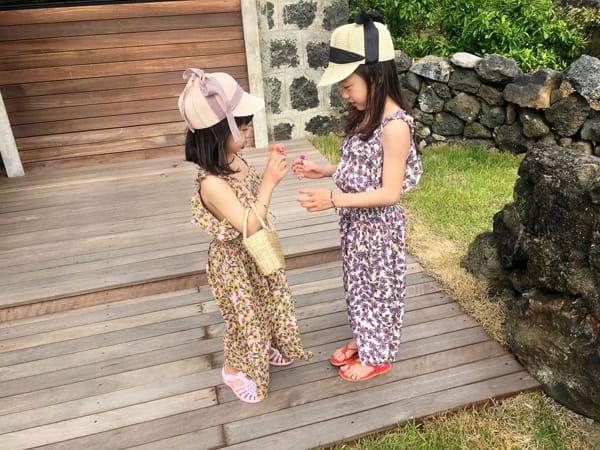CONCOCTER - Korean Children Fashion - #Kfashion4kids - Talking Frill Sleeveless Top Bottom Set - 2