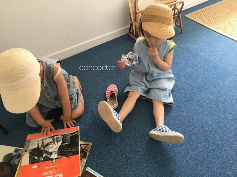 CONCOCTER - Korean Children Fashion - #Kfashion4kids - Pocket Denim Overall - 5