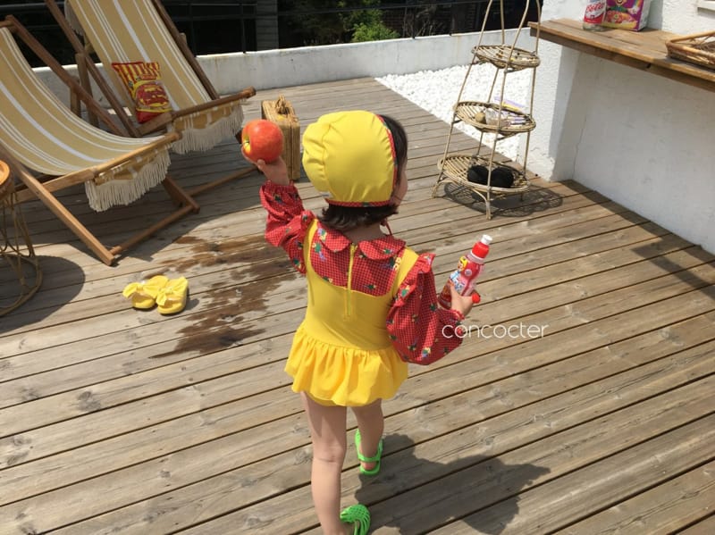 CONCOCTER - Korean Children Fashion - #Kfashion4kids - Bean Button One-piece Swimwear - 2