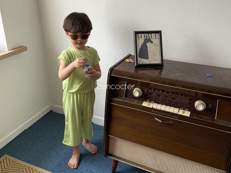 CONCOCTER - Korean Children Fashion - #Kfashion4kids - Cool Noodle Softly Top Bottom Set - 3