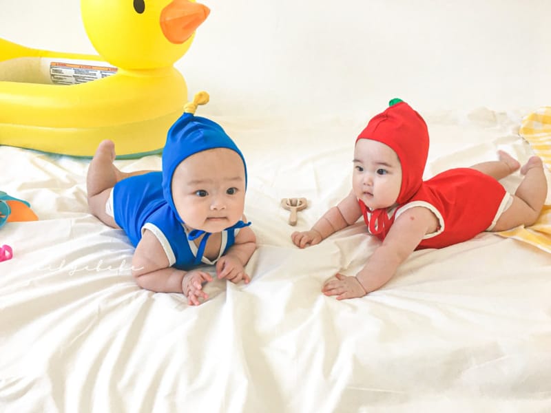 HI BYEBEBE - Korean Children Fashion - #Kfashion4kids - Duck Swimwear with Hat - 5
