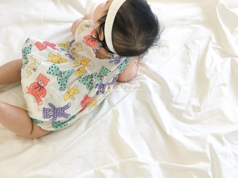 HI BYEBEBE - Korean Children Fashion - #Kfashion4kids - Here And There Bear Bodysuit - 6