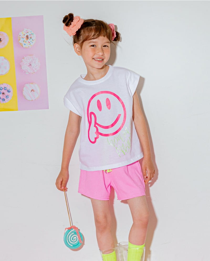 LILAS - Korean Children Fashion - #Kfashion4kids - Thumbs Up Sleeveless Tee - 3