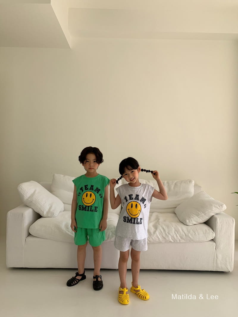 MATILDA & LEE - Korean Children Fashion - #Kfashion4kids - Smile Sleeveless Bottom Set - 8