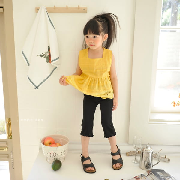 MOMO ANN - Korean Children Fashion - #Kfashion4kids - Capri Bootscut Pants - 6