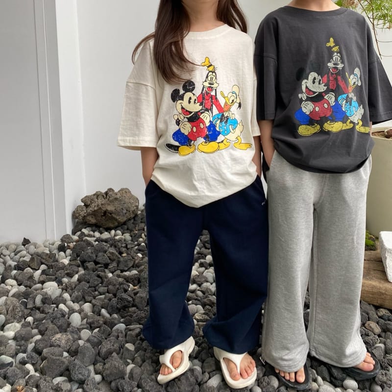 OUR - Korean Children Fashion - #Kfashion4kids - Friends Disney Tee - 6