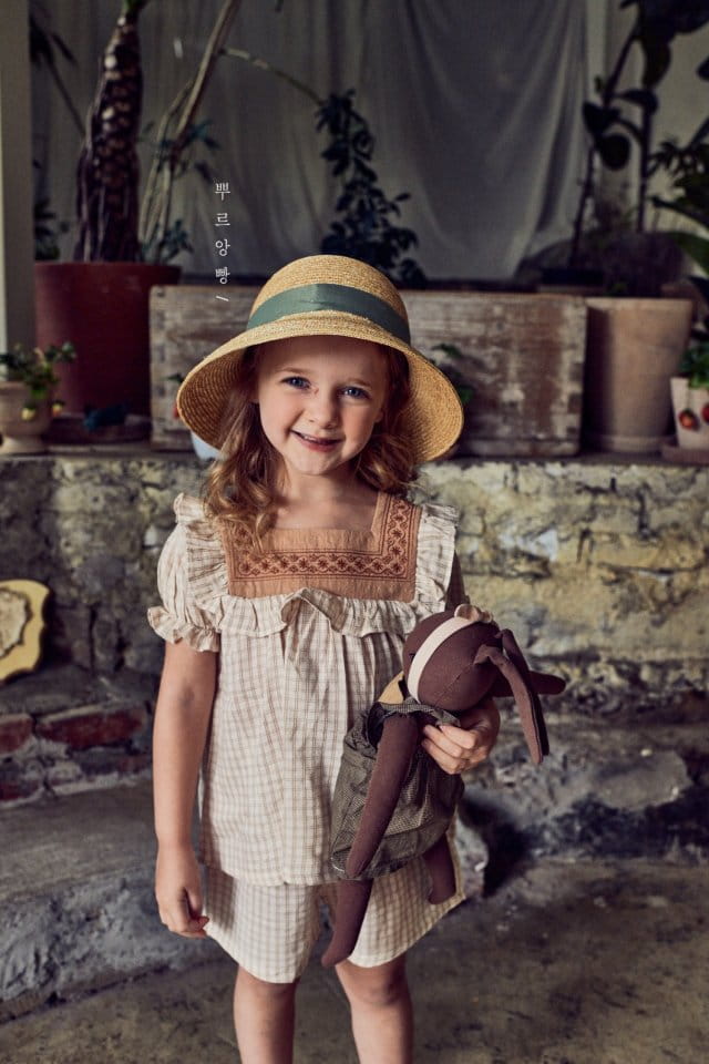 POURENFANT - Korean Children Fashion - #Kfashion4kids - Sara Frill Top Bottom Set - 2