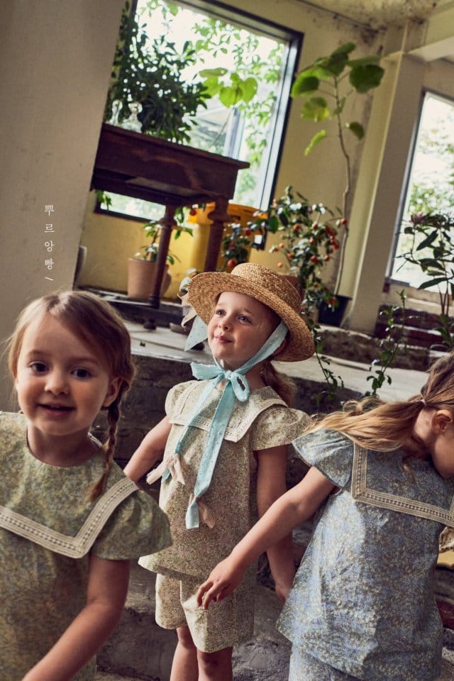 POURENFANT - Korean Children Fashion - #Kfashion4kids - Riff Bird Top Bottom Set - 3