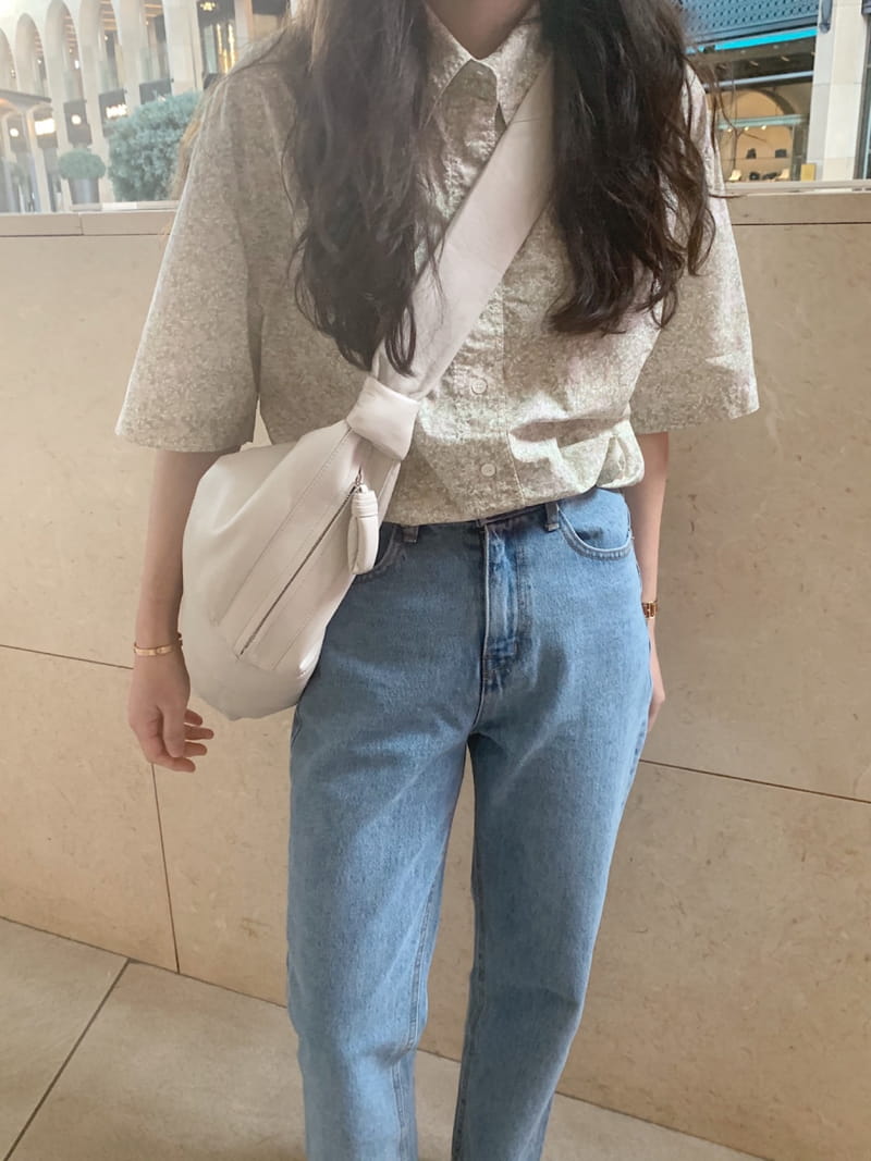 SEASON - Korean Children Fashion - #Kfashion4kids - Fine Flower Shirt