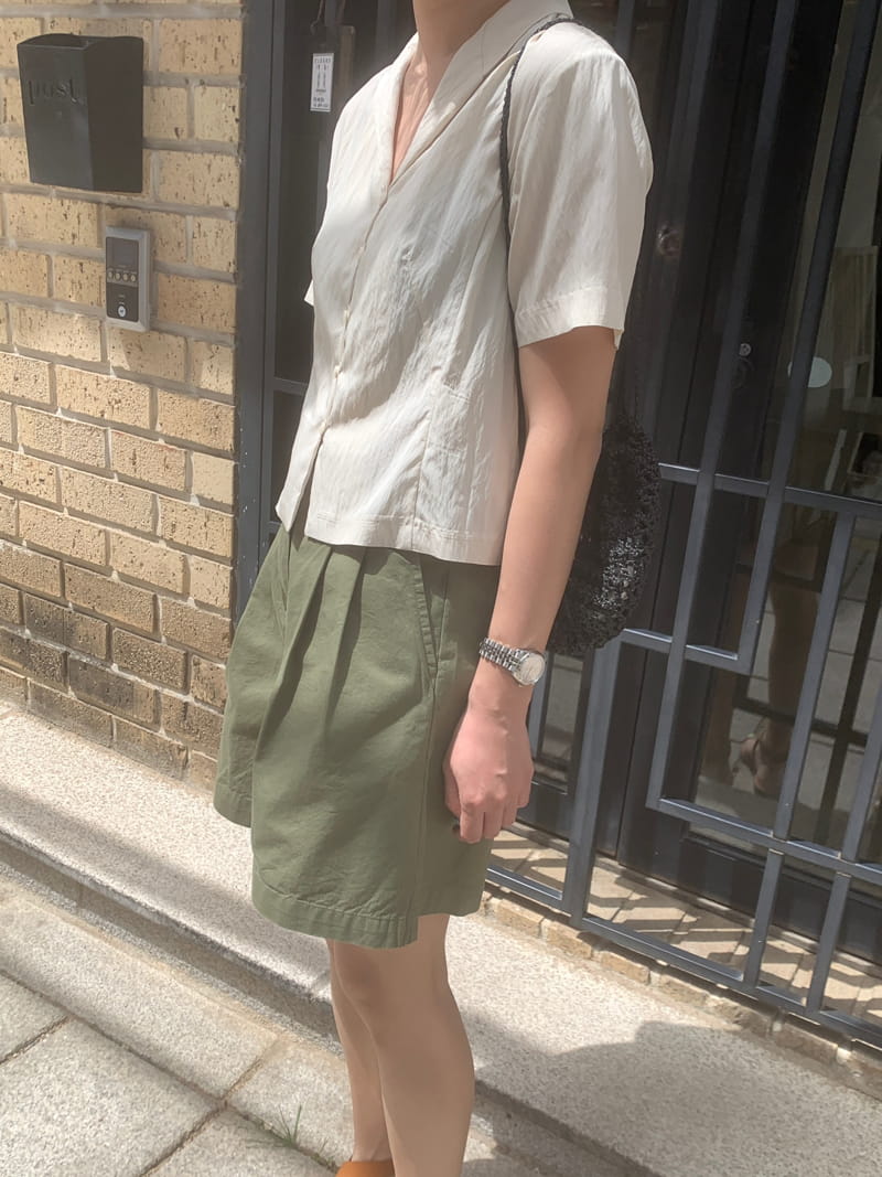 SEASON - Korean Children Fashion - #Kfashion4kids - Half Moon Blouse - 2