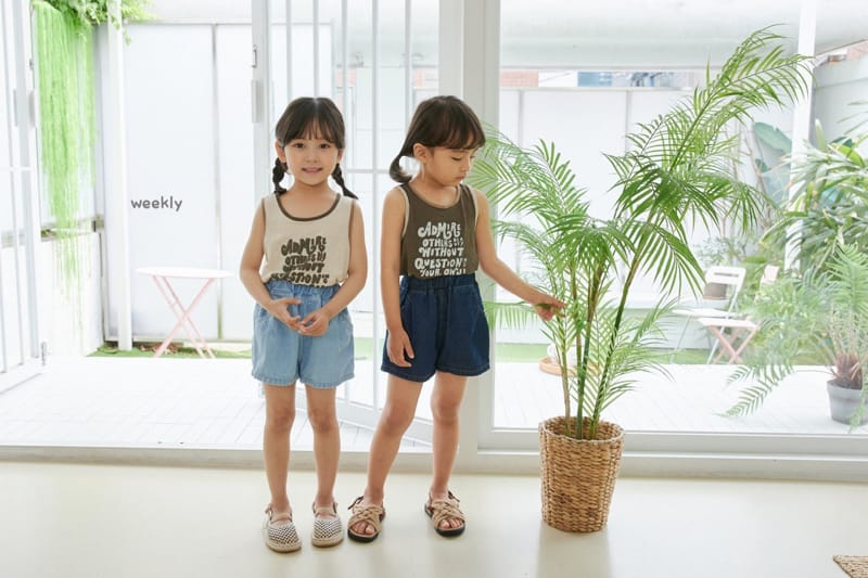 WEEKLY - Korean Children Fashion - #Kfashion4kids - Dart Denim Shorts - 5