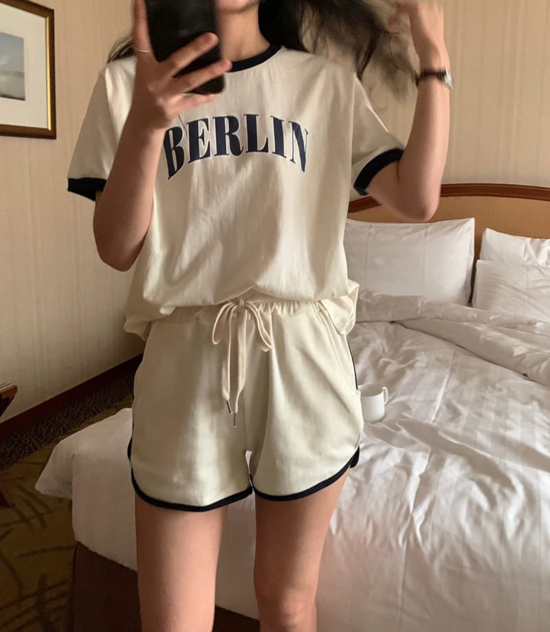 YES I LIKE YOU - Korean Children Fashion - #Kfashion4kids - Berlin Tee