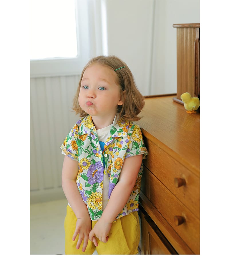 AMBER - Korean Children Fashion - #Kfashion4kids - Clue Shirt