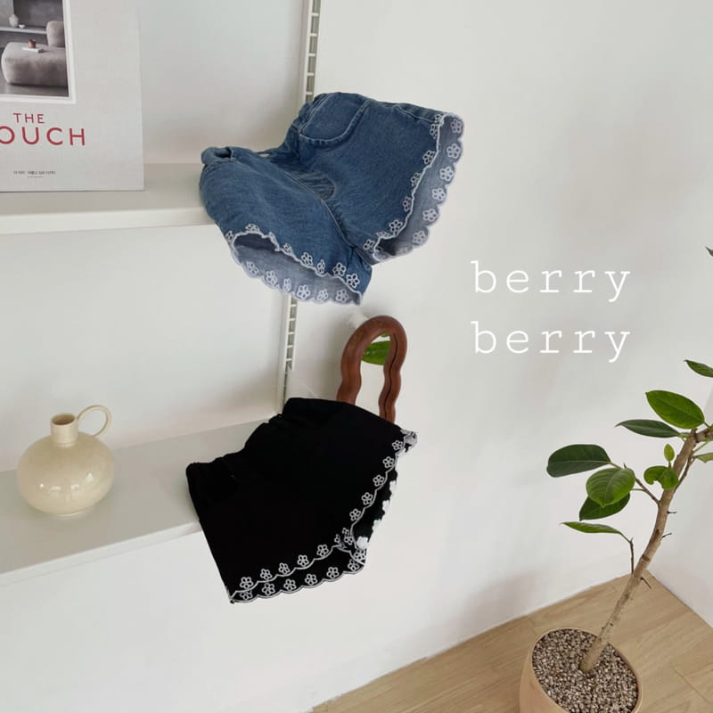 BERRY BERRY - Korean Children Fashion - #Kfashion4kids - Embroidery Denim Shorts - 5