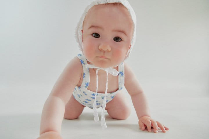 DALKOMHAI - Korean Children Fashion - #Kfashion4kids - Eyelet Top Bottom Set - 10