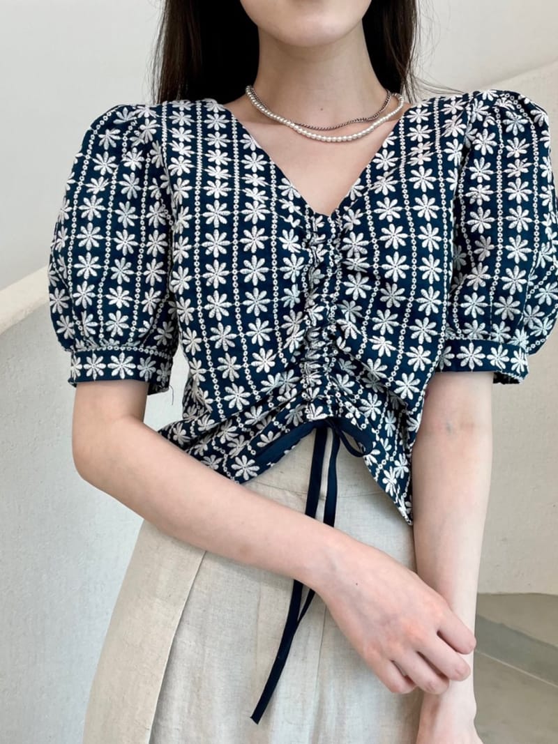 EVERYTHING WITH ME - Korean Children Fashion - #Kfashion4kids - Bebe Blouse